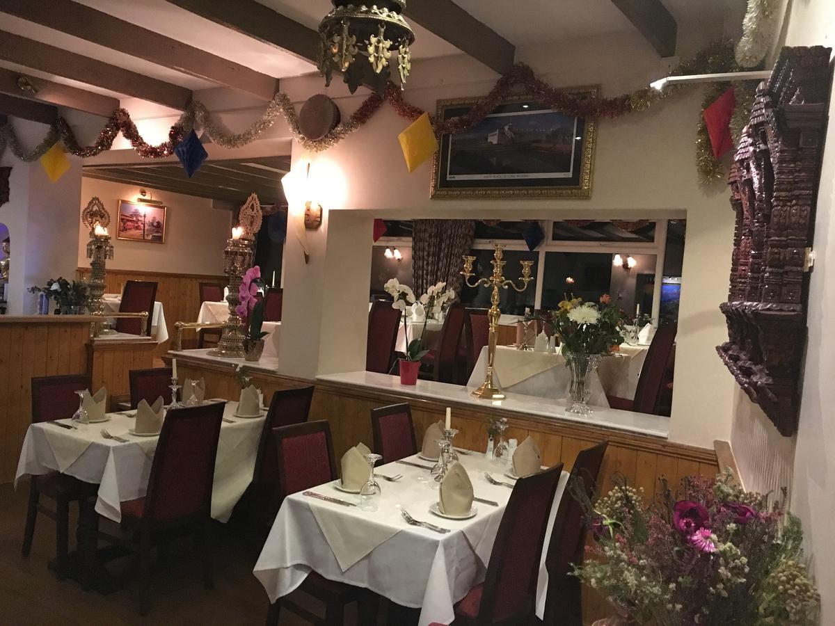 فندق Lion And Fiddle تروبريدج المظهر الخارجي الصورة